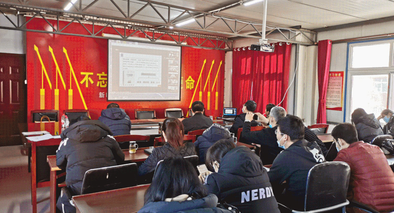 戴長(zhǎng)冰主持召開(kāi)集團(tuán)黨的十九屆六中全會(huì)精神暨省第十三次黨代會(huì)精神宣講報(bào)告會(huì)(圖4) 戴長(zhǎng)冰主持召開(kāi)集團(tuán)黨的十九屆六中全會(huì)精神暨省第十三次黨代會(huì)精神宣講報(bào)告會(huì)(圖4)