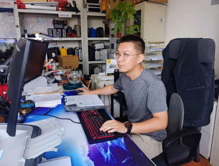 奮斗創(chuàng)造歷史 實(shí)干成就未來——省建科院第三黨支部解放思想大討論活動(dòng)紀(jì)實(shí)(圖8)