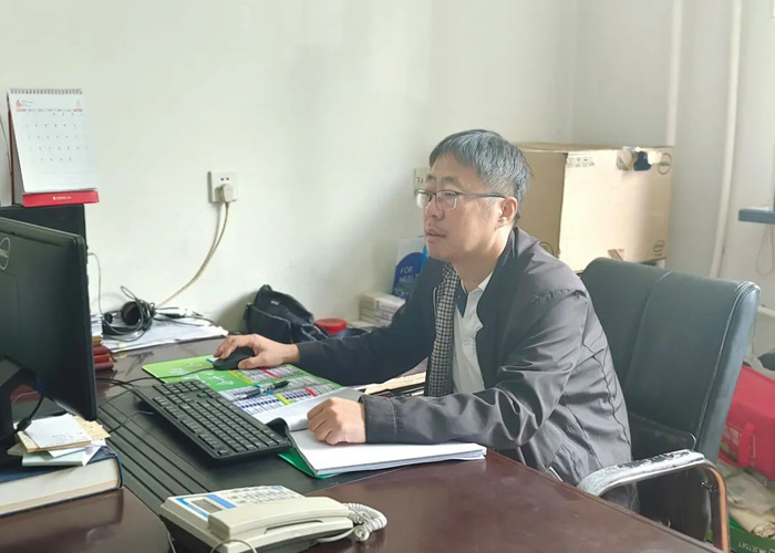 打開思想閘門 讓混改向縱深發(fā)展—省建科院第二黨支部開展解放思想大討論活動紀(jì)實(圖8)